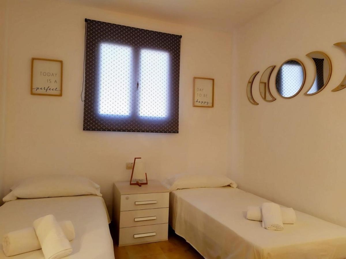 Hermosa Casa Con Piscina Cerca De La Playa De Punta Prima Punta Prima  Eksteriør billede